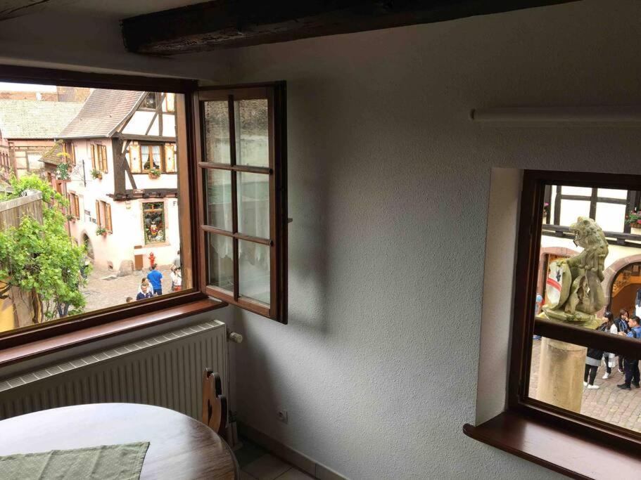 Appartement Chaleureux Vue Sur Centre Historique Riquewihr Luaran gambar